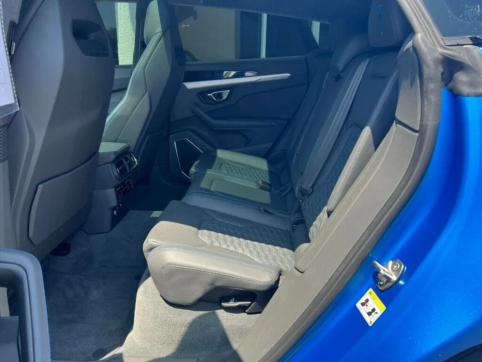 2021 Lamborghini Urus - Image 16 of 31