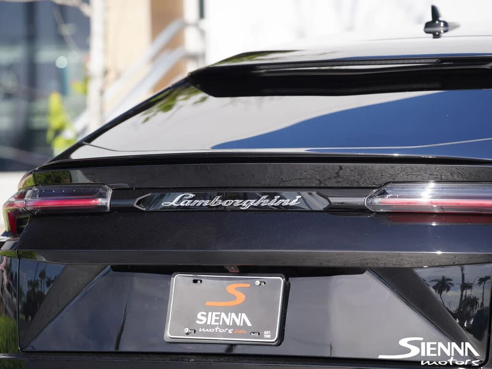 2021 Lamborghini Urus - Image 15 of 31