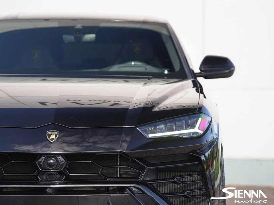 2021 Lamborghini Urus - Image 18 of 31