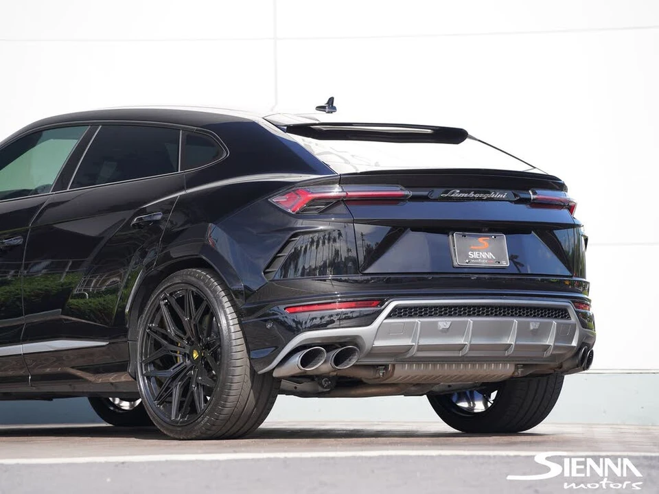 2021 Lamborghini Urus - Image 27 of 31