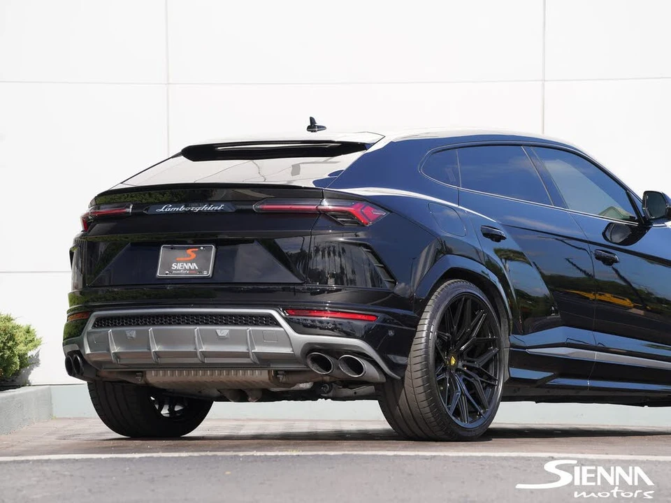 2021 Lamborghini Urus - Image 17 of 31