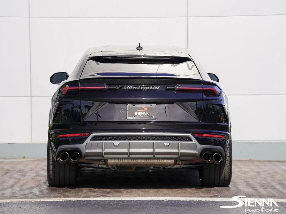 2021 Lamborghini Urus - Image 14 of 31