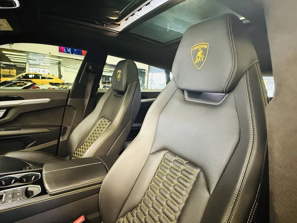 2021 Lamborghini Urus - Image 18 of 25