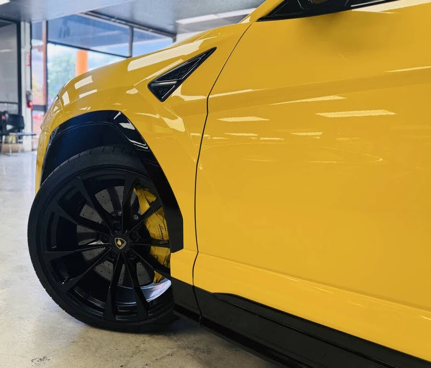 2021 Lamborghini Urus - Image 8 of 25