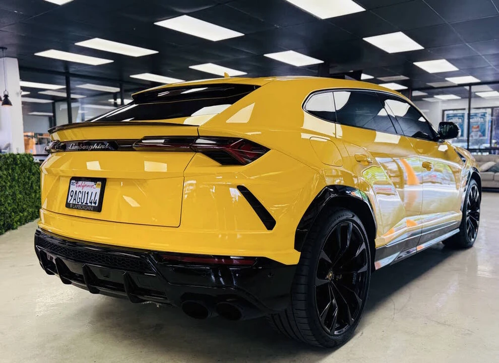 2021 Lamborghini Urus - Image 10 of 25