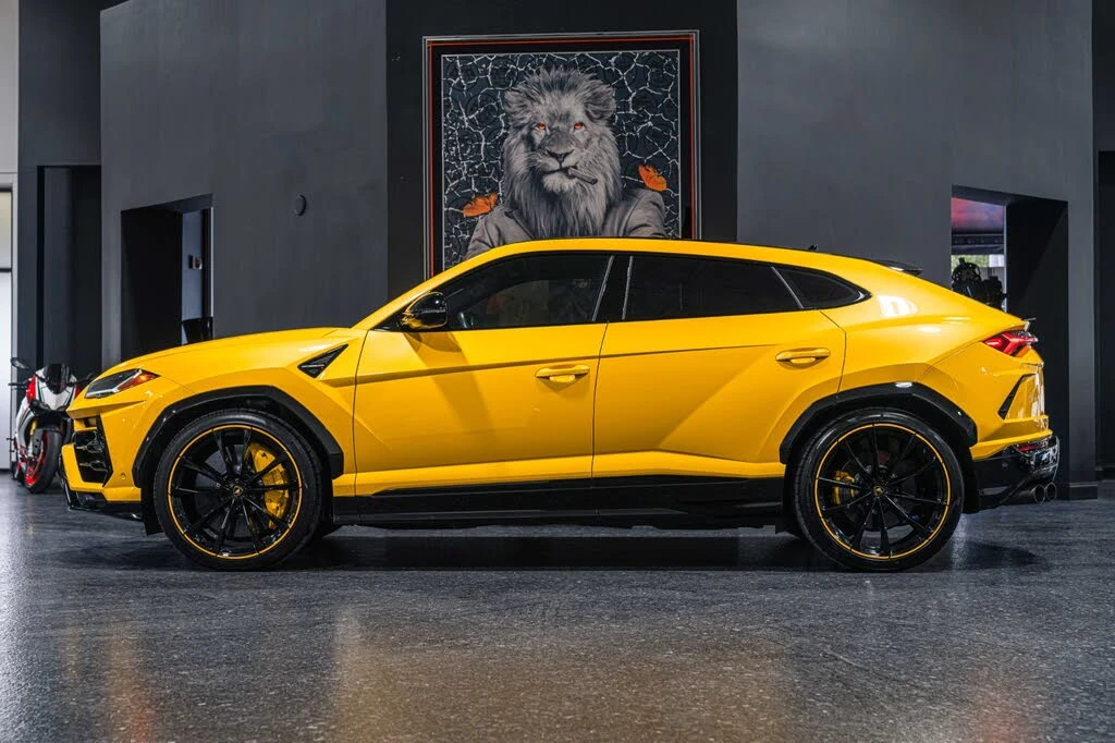 2021 Lamborghini Urus - Image 23 of 31