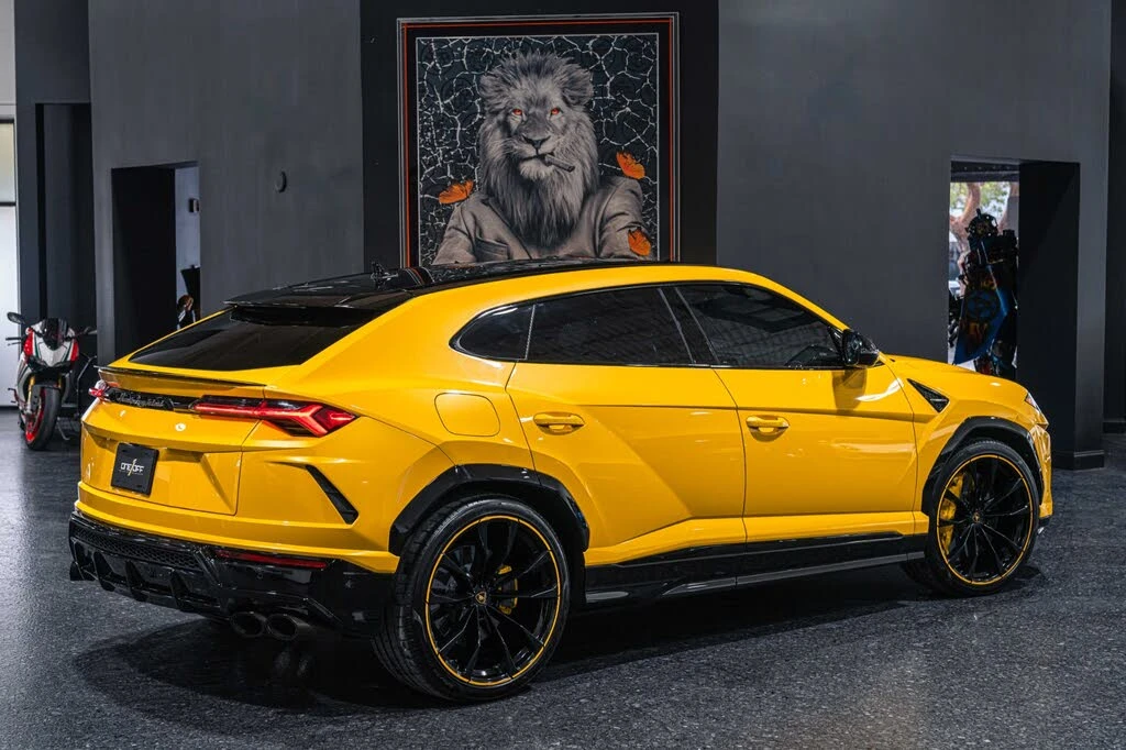 2021 Lamborghini Urus - Image 25 of 31