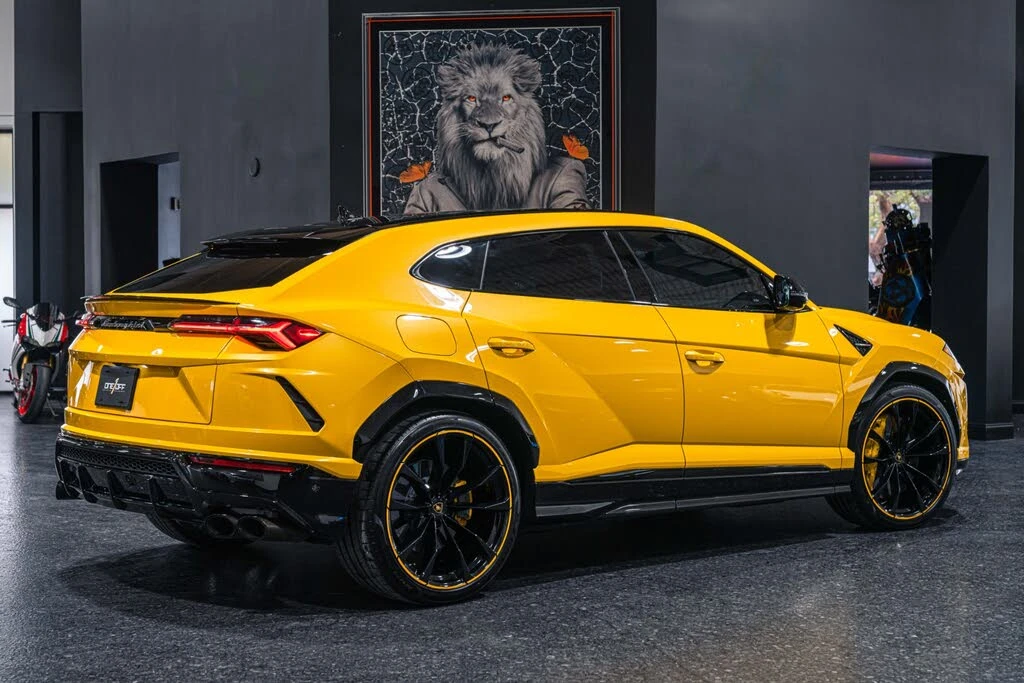2021 Lamborghini Urus - Image 5 of 31