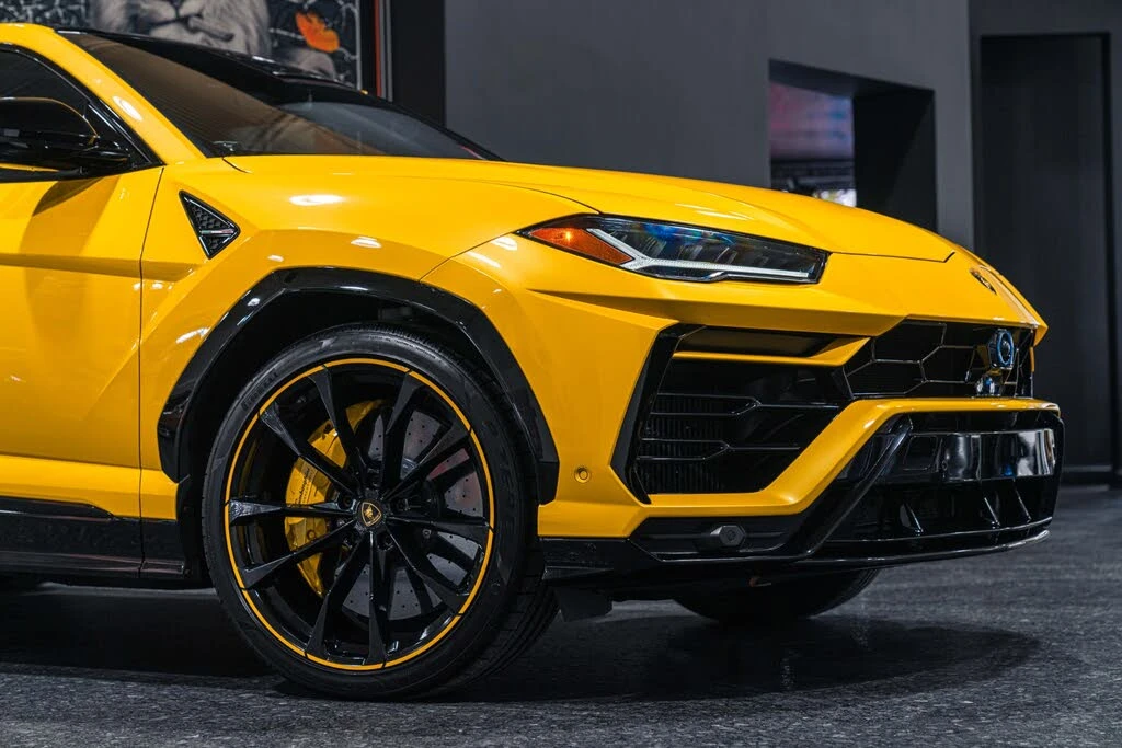2021 Lamborghini Urus - Image 8 of 31