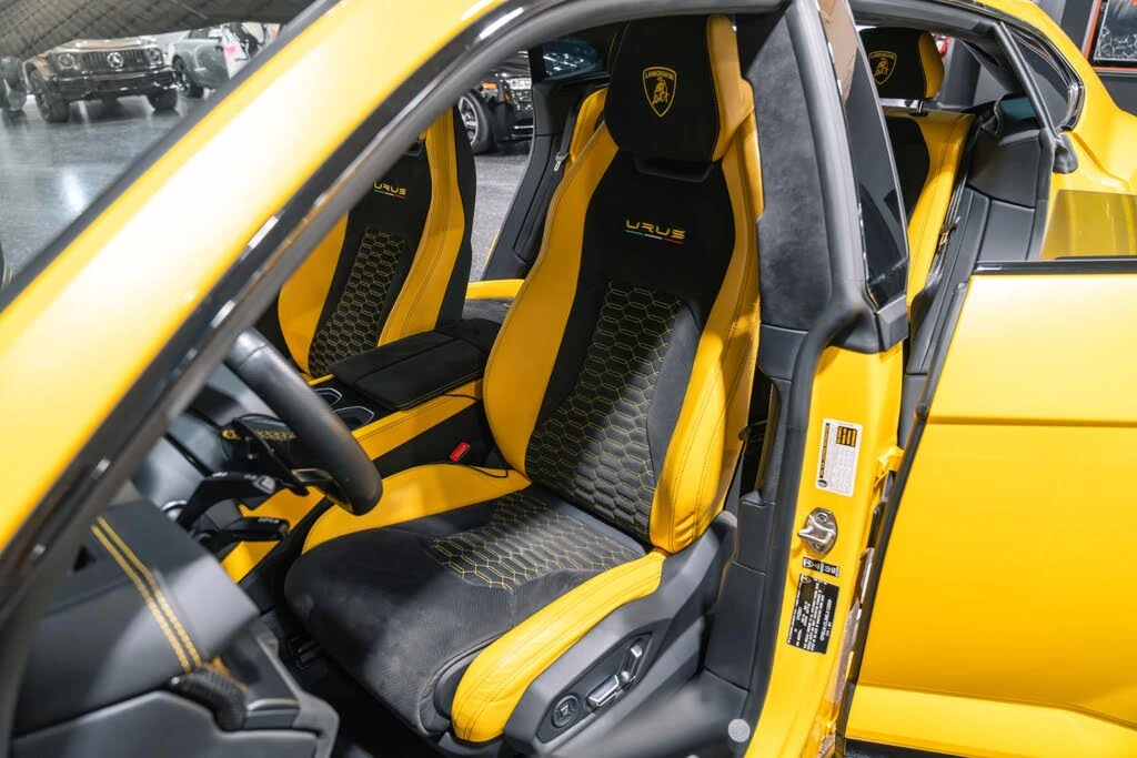 2021 Lamborghini Urus - Image 16 of 31