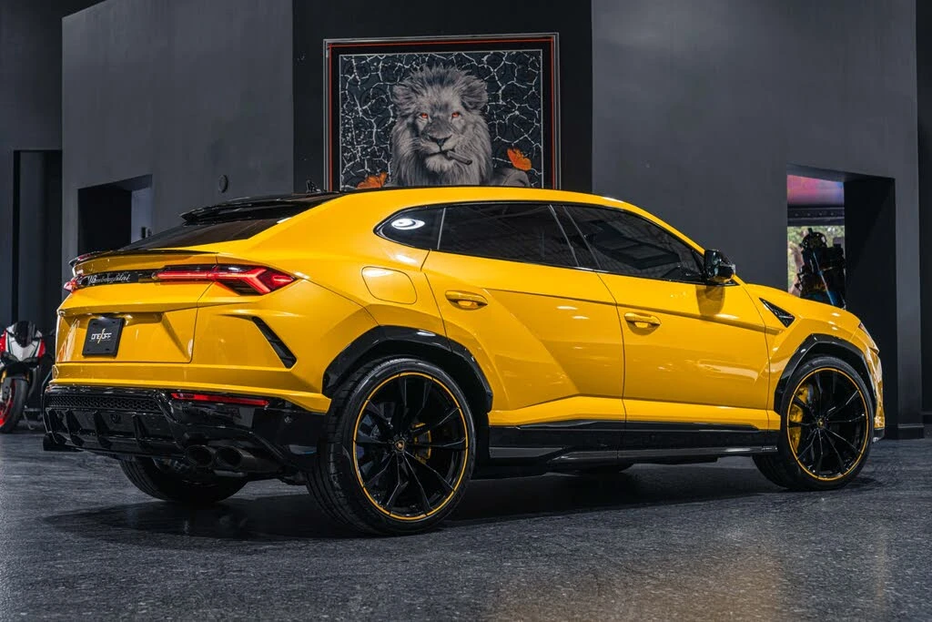 2021 Lamborghini Urus - Image 26 of 31