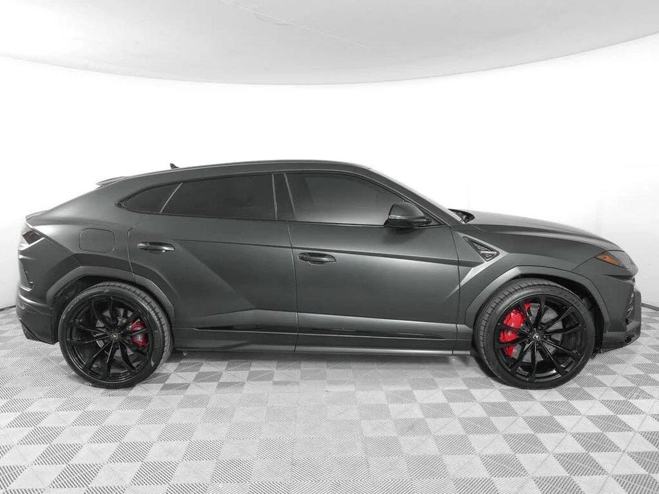 2021 Lamborghini Urus - Image 3 of 31