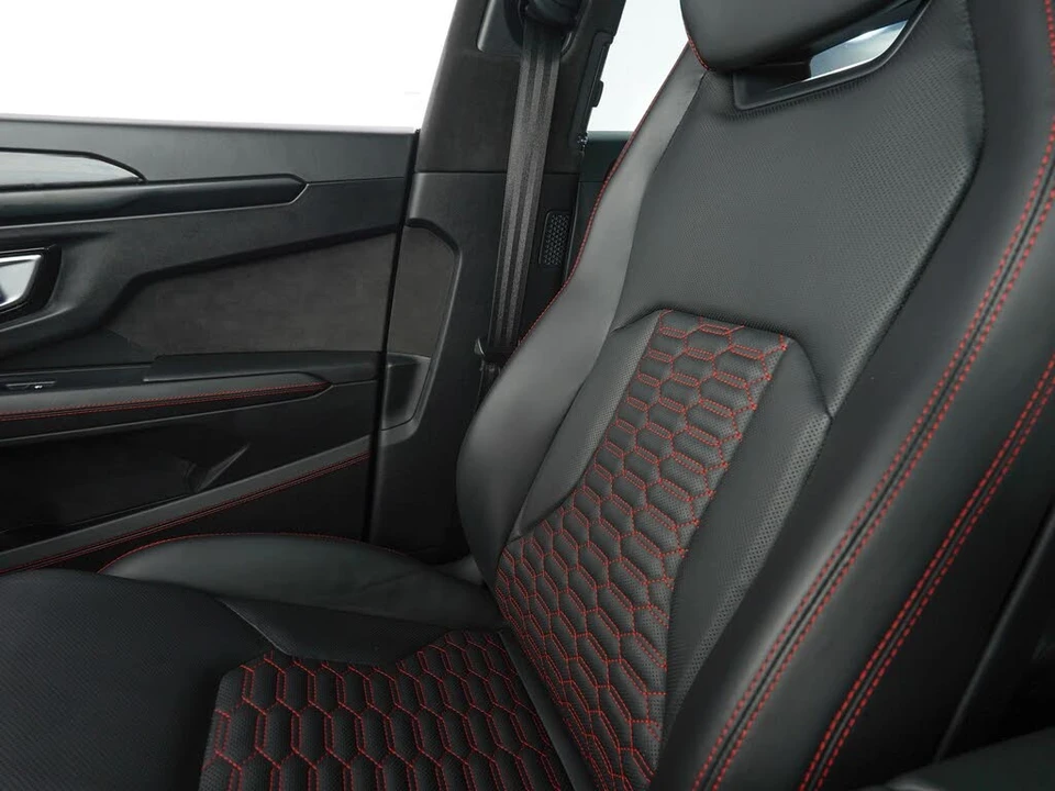 2021 Lamborghini Urus - Image 26 of 31