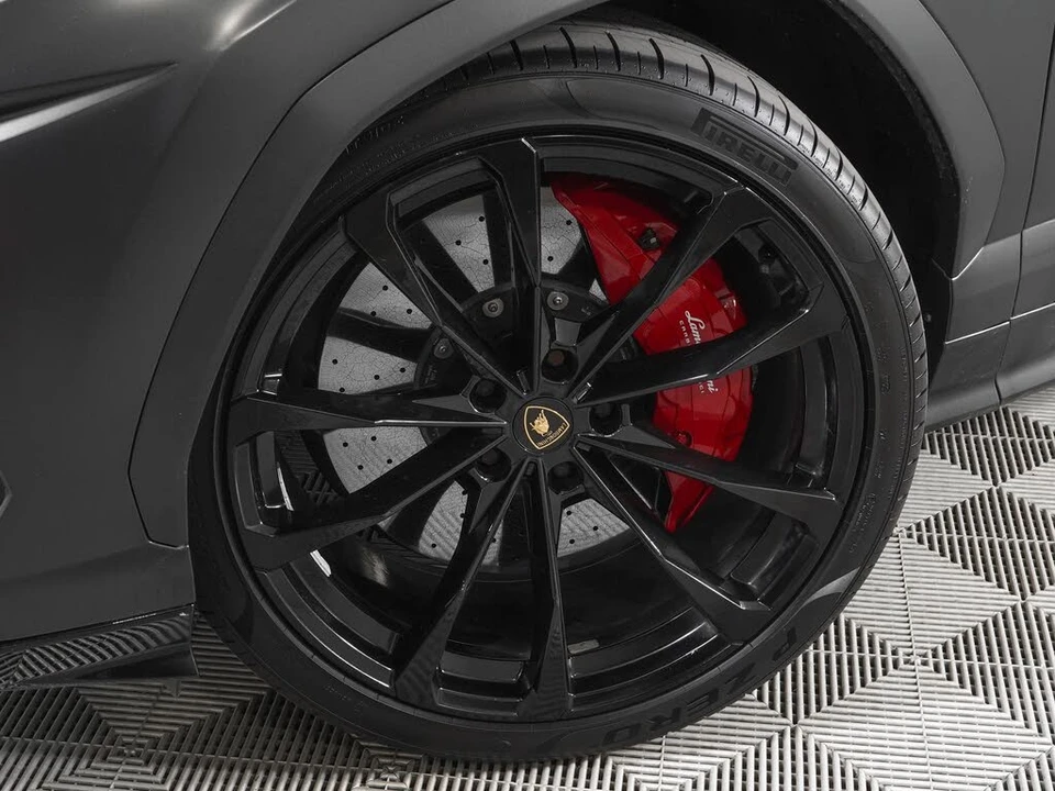 2021 Lamborghini Urus - Image 30 of 31