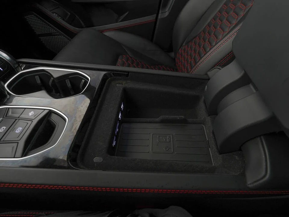 2021 Lamborghini Urus - Image 28 of 31