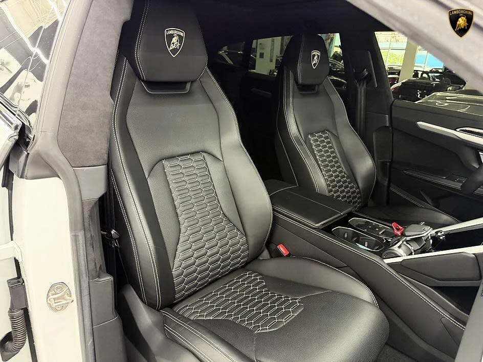 2021 Lamborghini Urus - Image 25 of 31