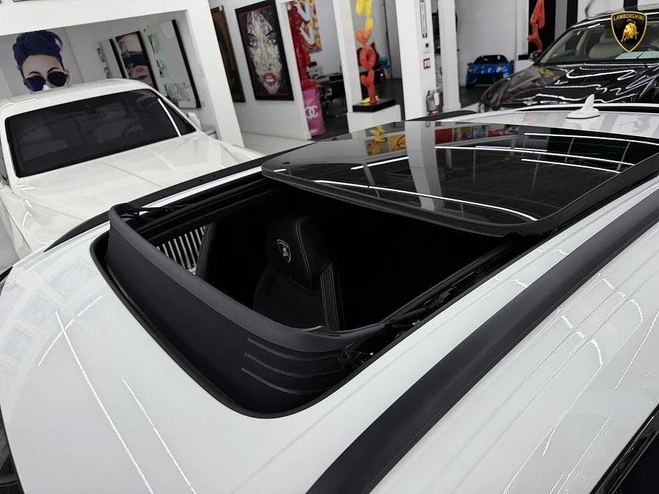 2021 Lamborghini Urus - Image 11 of 31