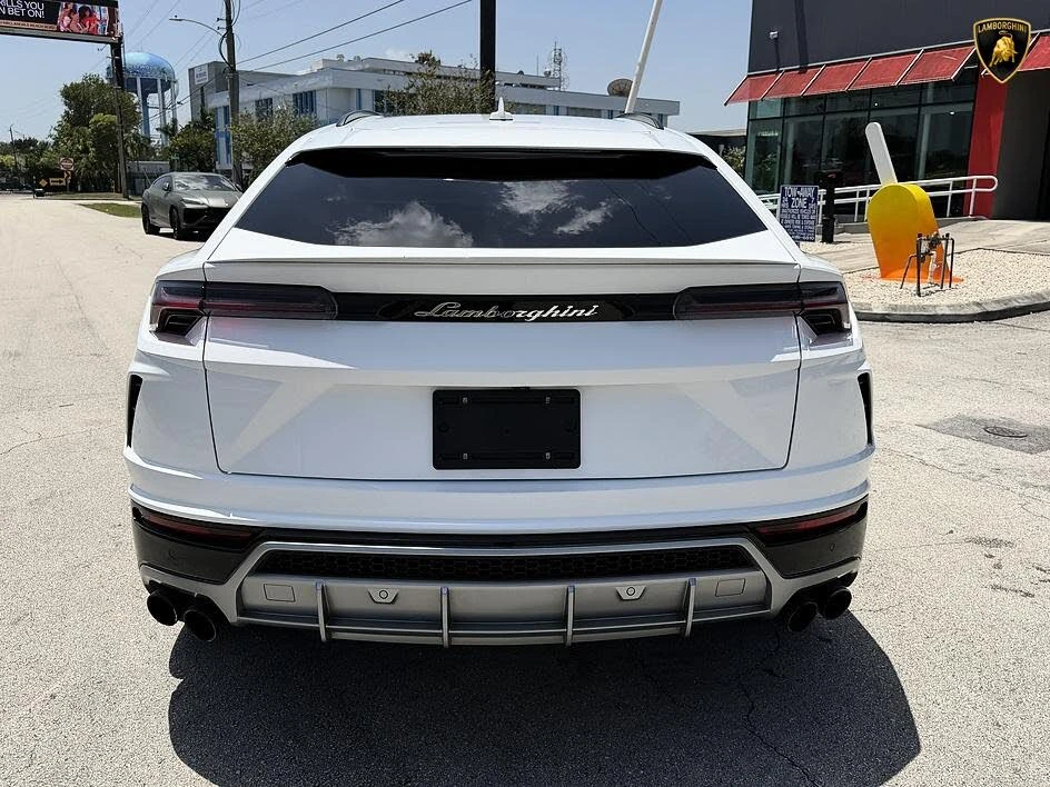2021 Lamborghini Urus - Image 31 of 31
