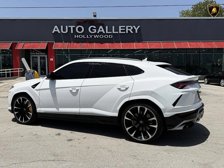 2021 Lamborghini Urus - Image 3 of 31