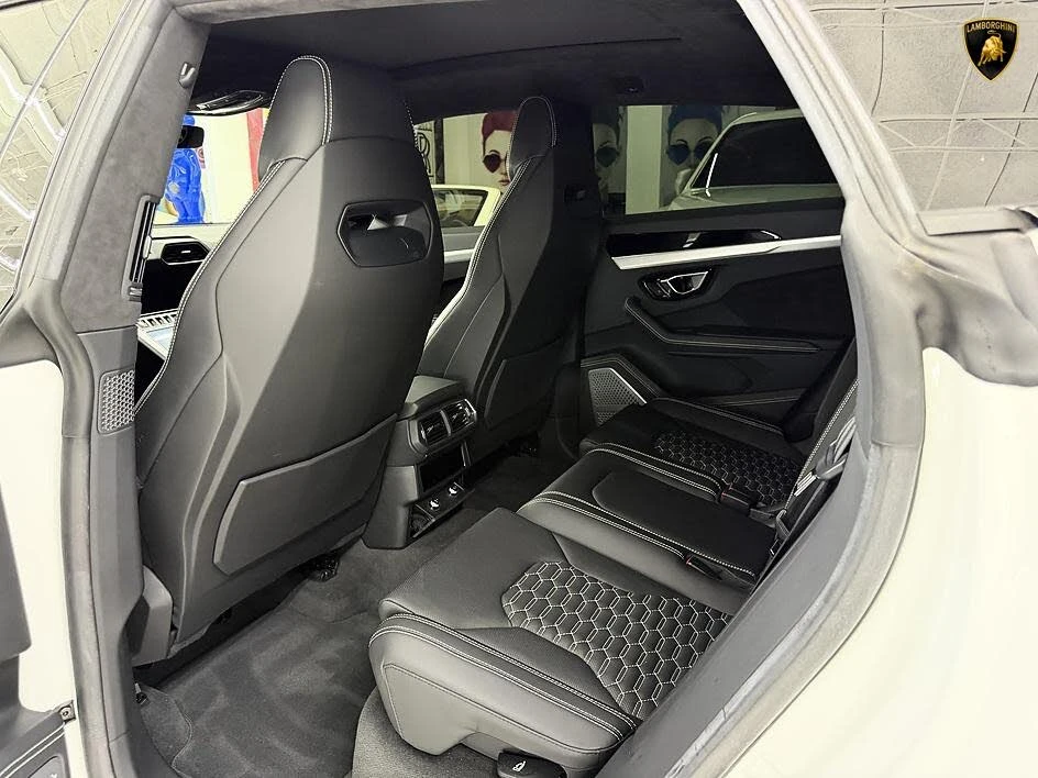 2021 Lamborghini Urus - Image 19 of 31