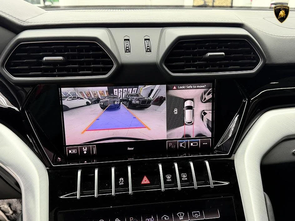 2021 Lamborghini Urus - Image 14 of 31