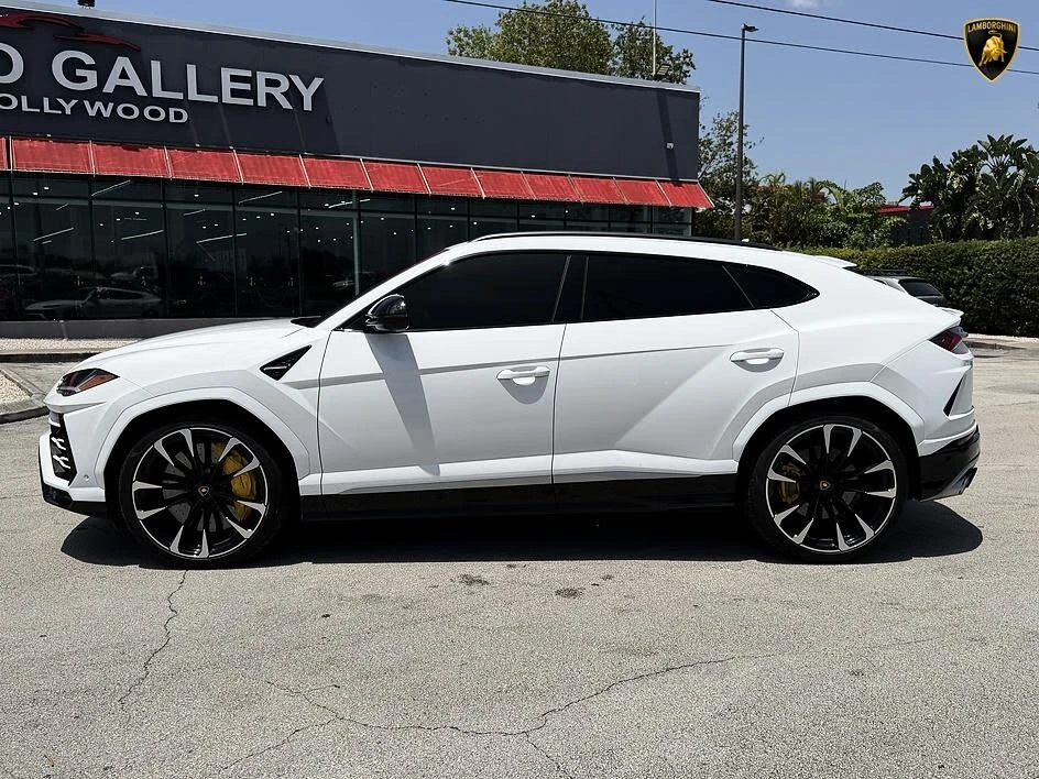 2021 Lamborghini Urus - Image 7 of 31