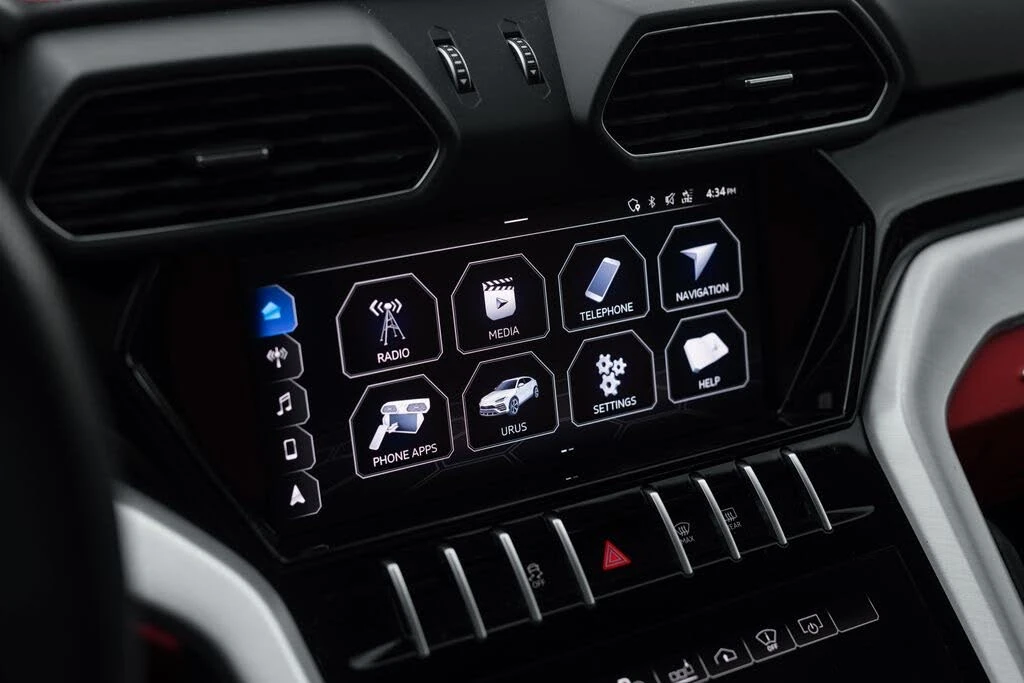 2021 Lamborghini Urus - Image 24 of 31