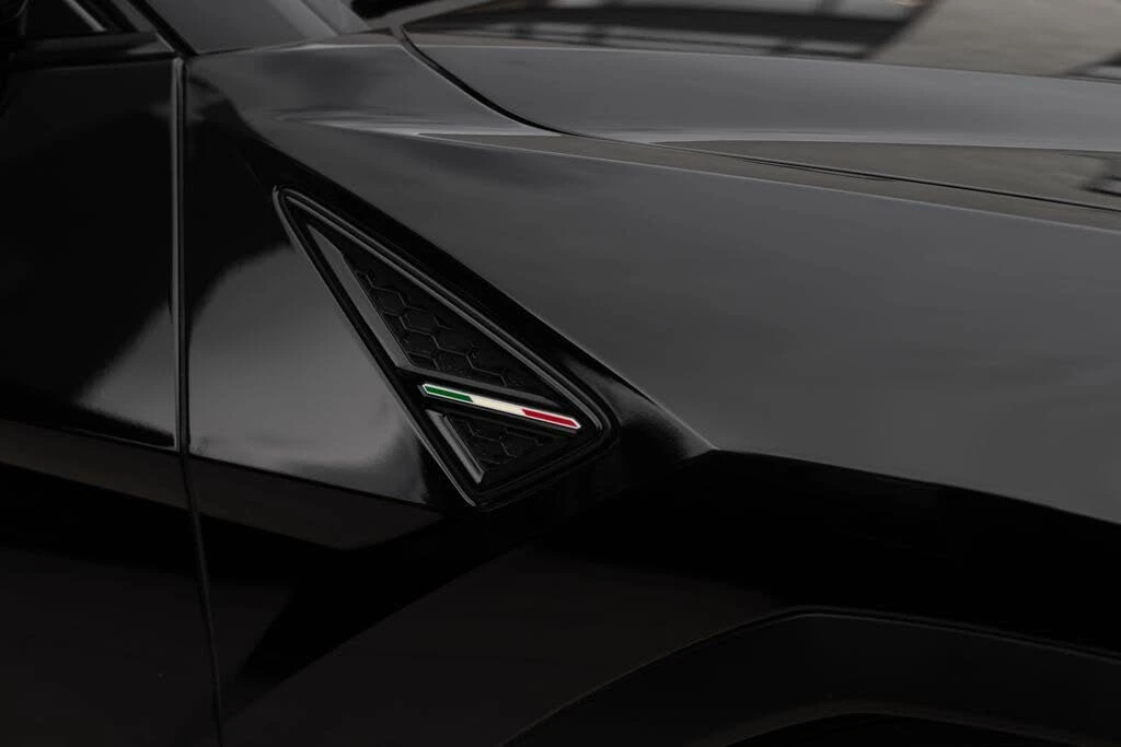 2021 Lamborghini Urus - Image 12 of 31