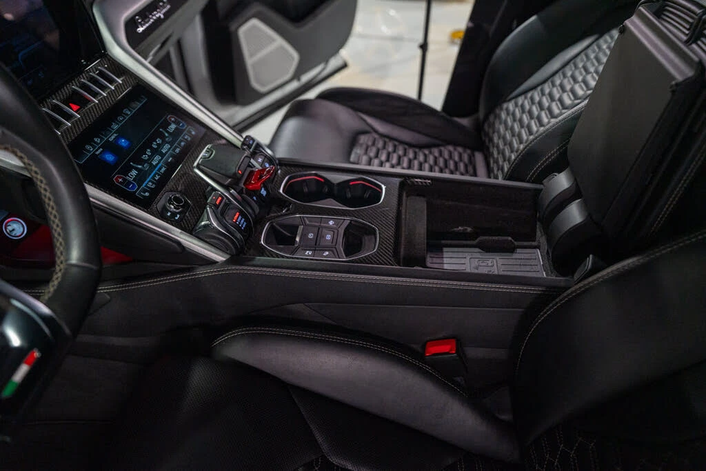 2021 Lamborghini Urus - Image 30 of 31