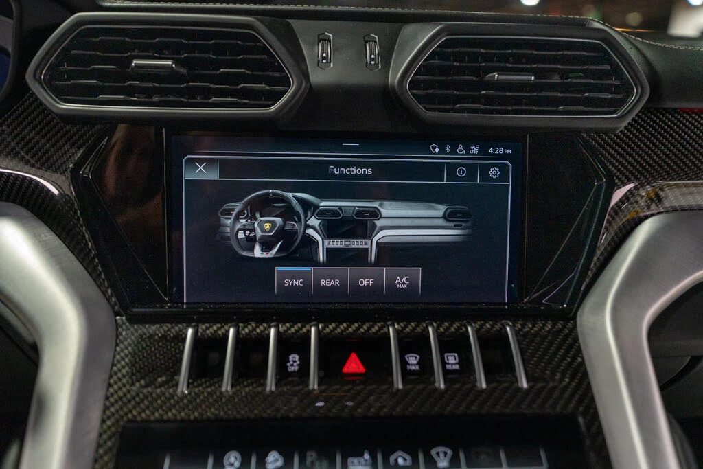 2021 Lamborghini Urus - Image 24 of 31