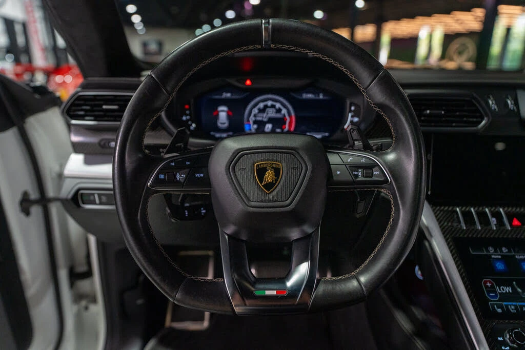 2021 Lamborghini Urus - Image 20 of 31