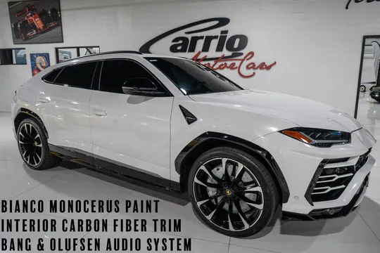 2021 Lamborghini Urus AWD