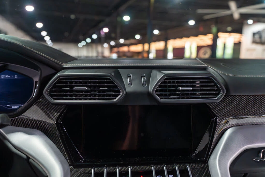 2021 Lamborghini Urus - Image 23 of 31
