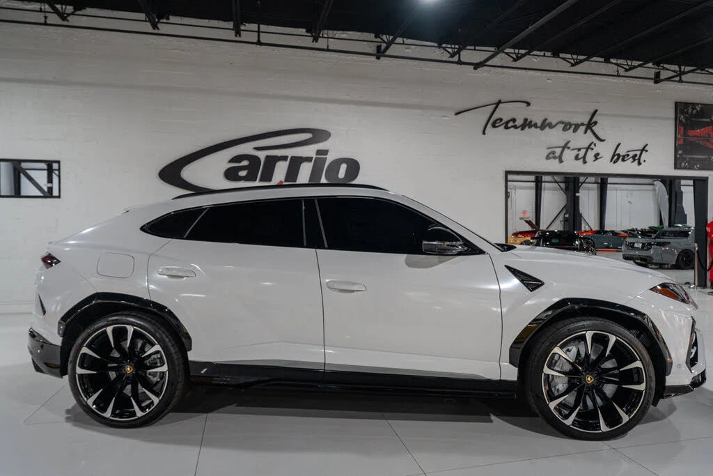 2021 Lamborghini Urus - Image 8 of 31