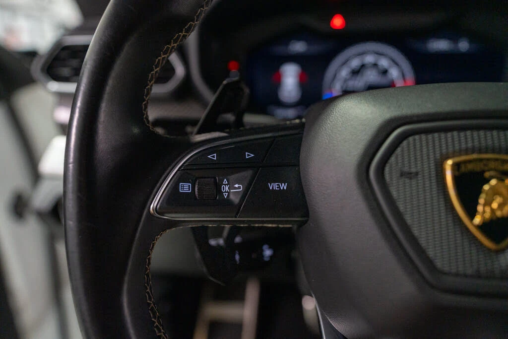 2021 Lamborghini Urus - Image 21 of 31