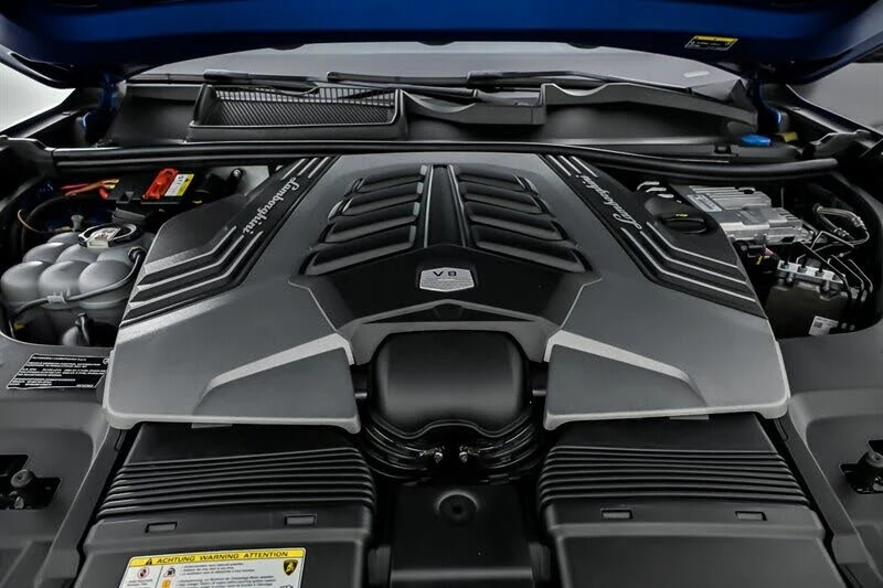 2021 Lamborghini Urus - Image 17 of 31