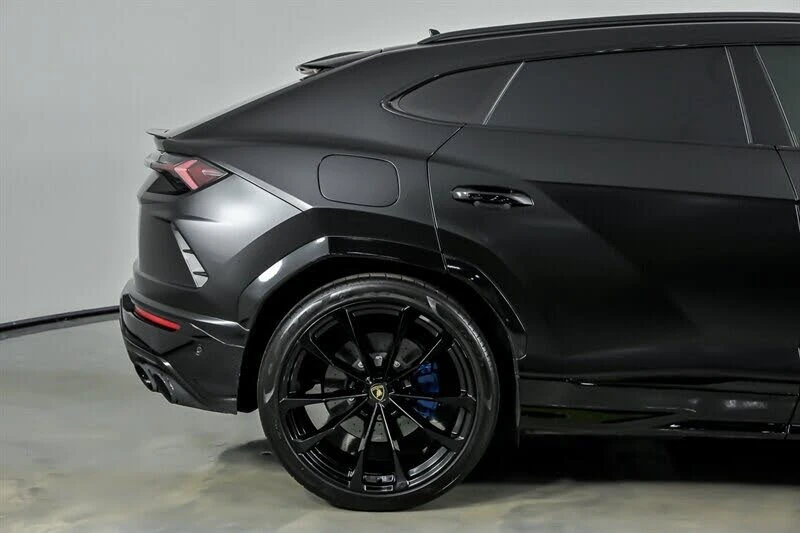 2021 Lamborghini Urus - Image 13 of 31