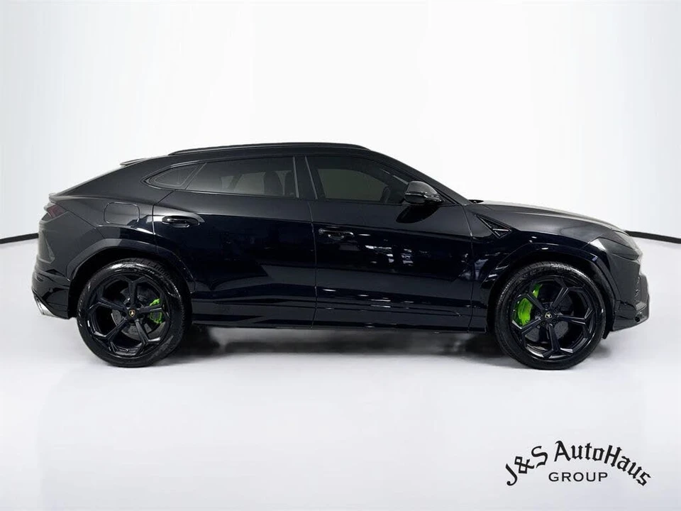 2021 Lamborghini Urus - Image 8 of 31