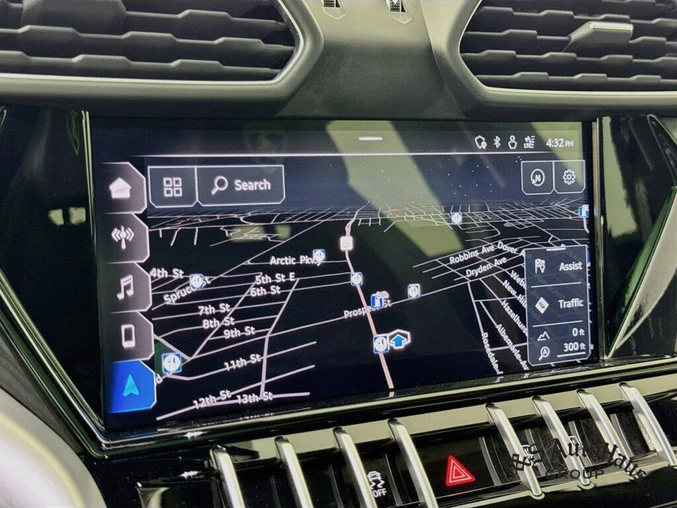 2021 Lamborghini Urus - Image 19 of 31