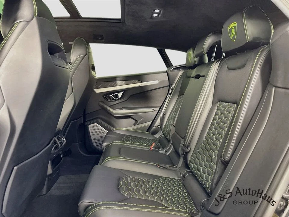 2021 Lamborghini Urus - Image 28 of 31