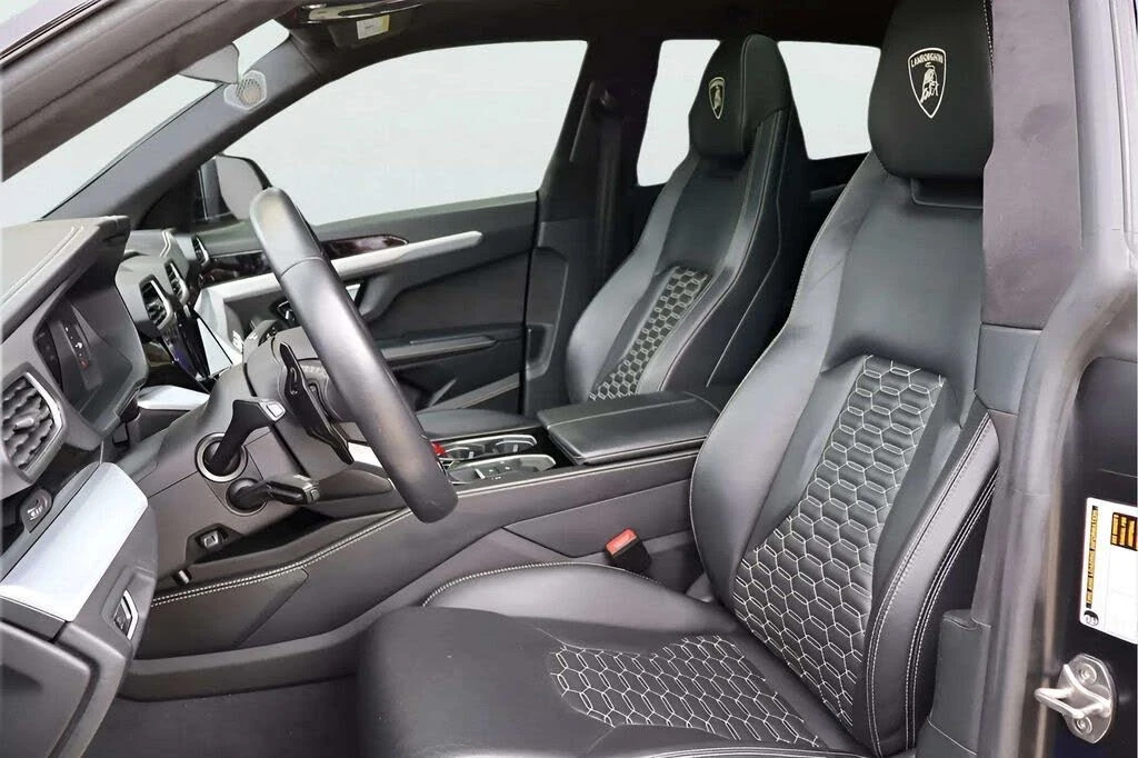 2021 Lamborghini Urus - Image 13 of 25