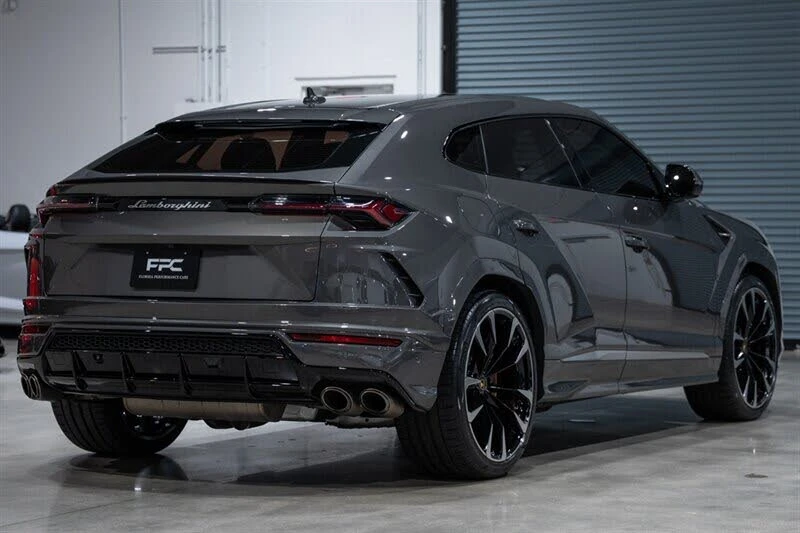 2021 Lamborghini Urus - Image 13 of 31