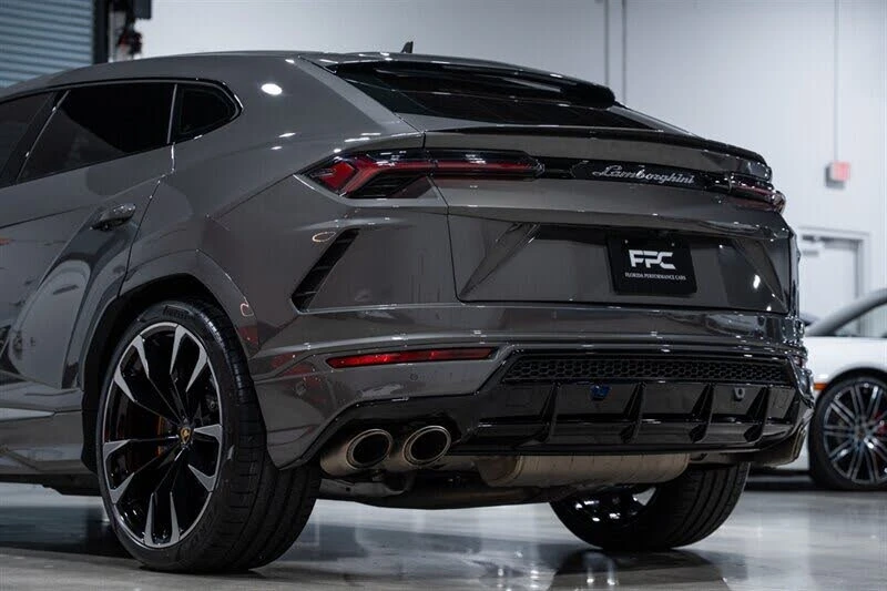 2021 Lamborghini Urus - Image 17 of 31