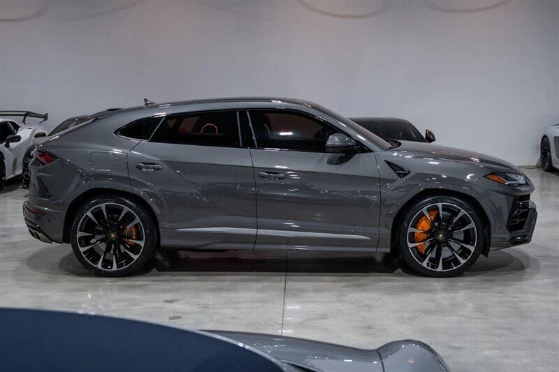 2021 Lamborghini Urus - Image 7 of 31