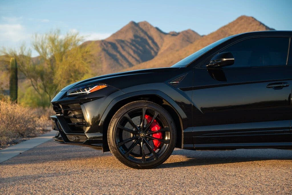 2021 Lamborghini Urus - Image 7 of 31