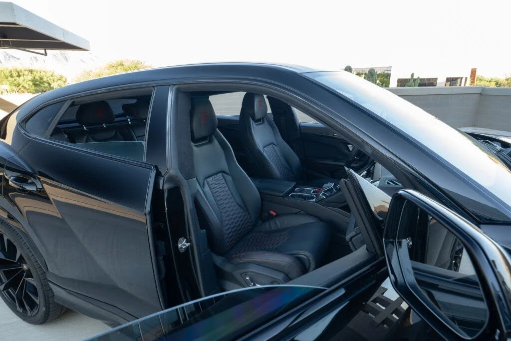 2021 Lamborghini Urus - Image 26 of 31
