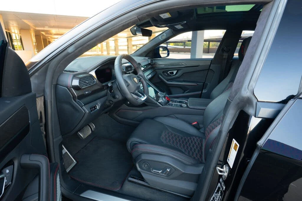 2021 Lamborghini Urus - Image 19 of 31