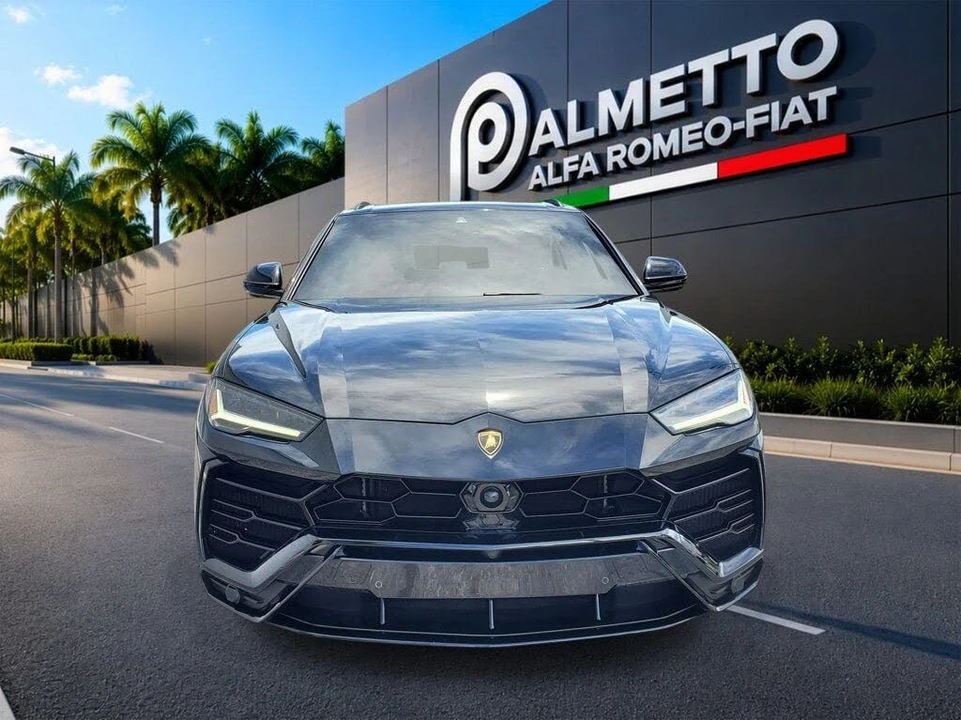 2021 Lamborghini Urus - Image 2 of 31