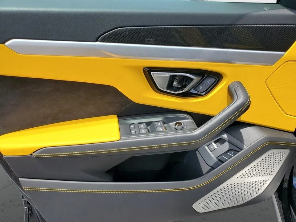 2021 Lamborghini Urus - Image 18 of 31
