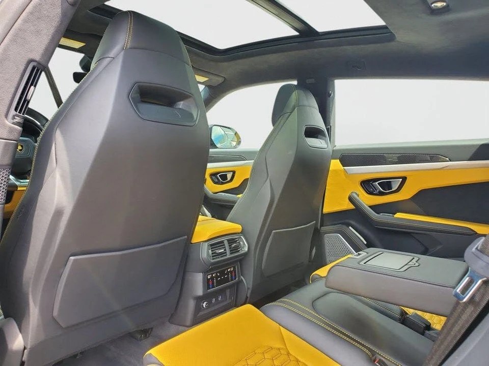 2021 Lamborghini Urus - Image 12 of 31